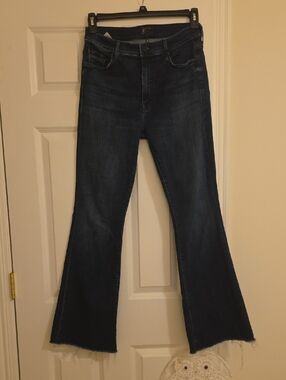 Mother Women's Dark Wash Flare Jeans - Blue Size 30 THE WEEKENDER FRAY